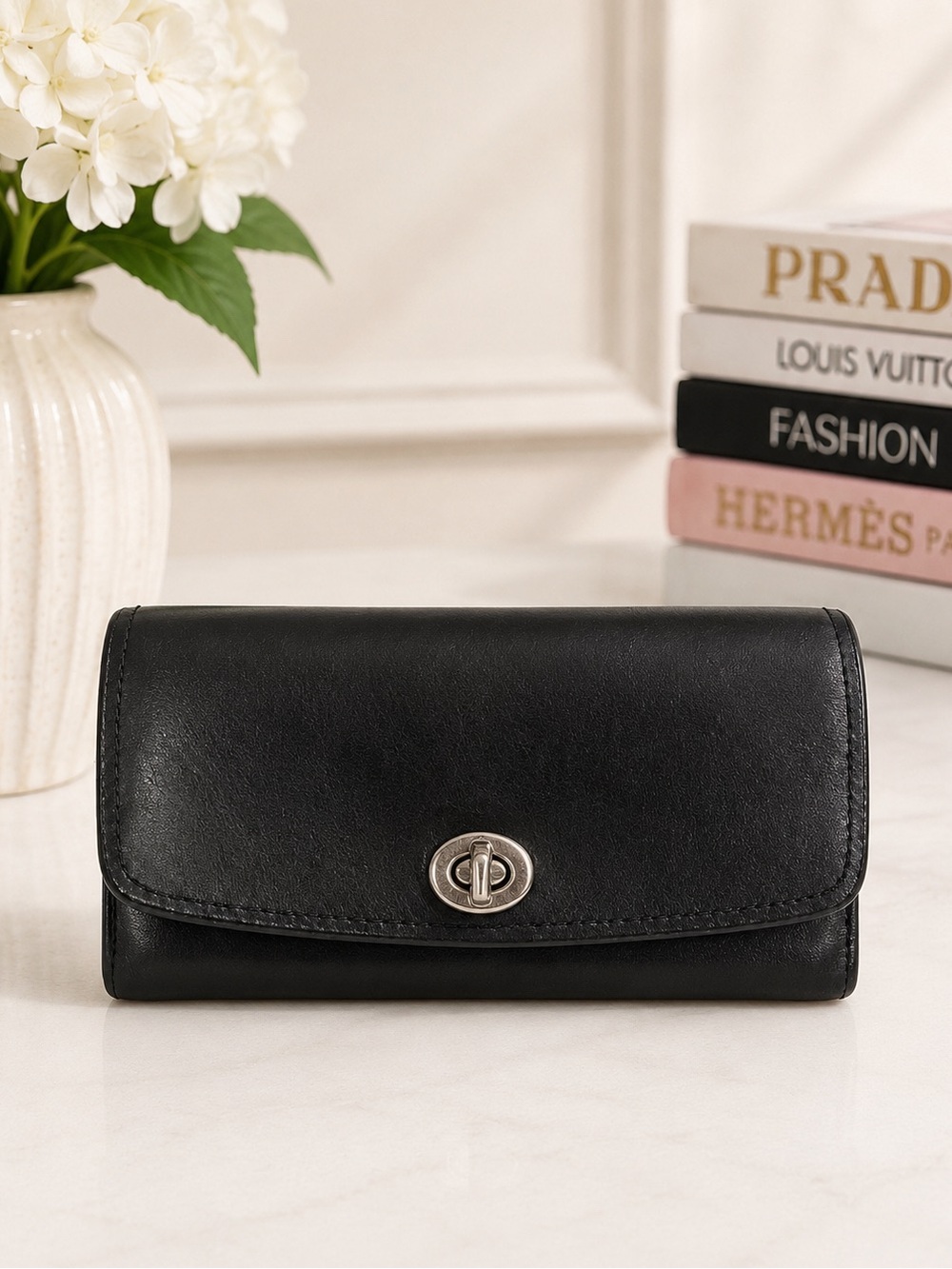 Vintage Coach Black Leather Turnlock Continental Wallet Silver Hardware